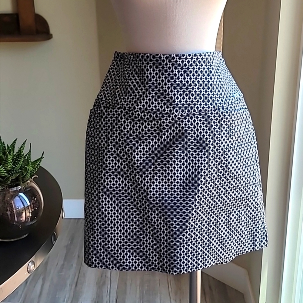S.C & CO SKIRT MEDIUM